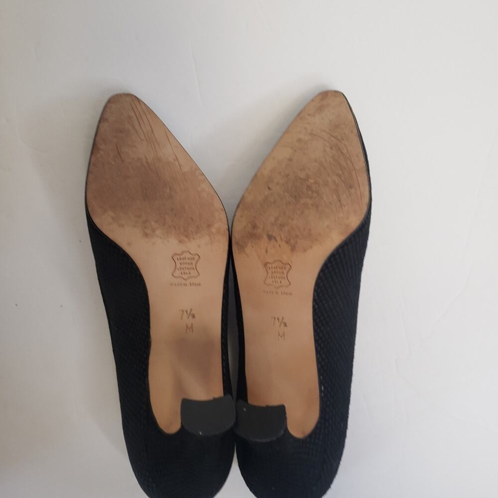 Juan Jose Garcia black leather textured dress heels pumps size 7.5 - Picture 8 of 11
